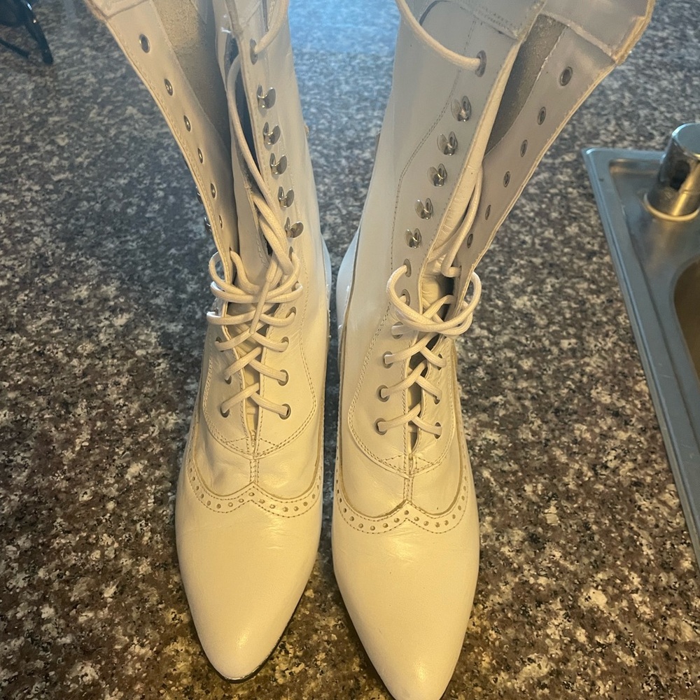 Cream Lace-Up Pointed Toe Women's Boots with Brogue Detail